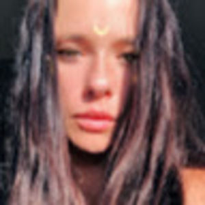 Meet your Posher, Esmé